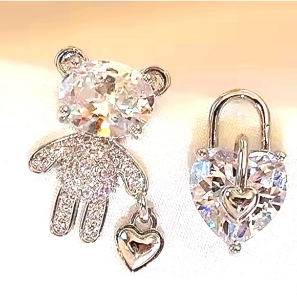 Bear Zircon Heart Stud Earrings Women's Jewelry Gifts - Picture 2 of 7